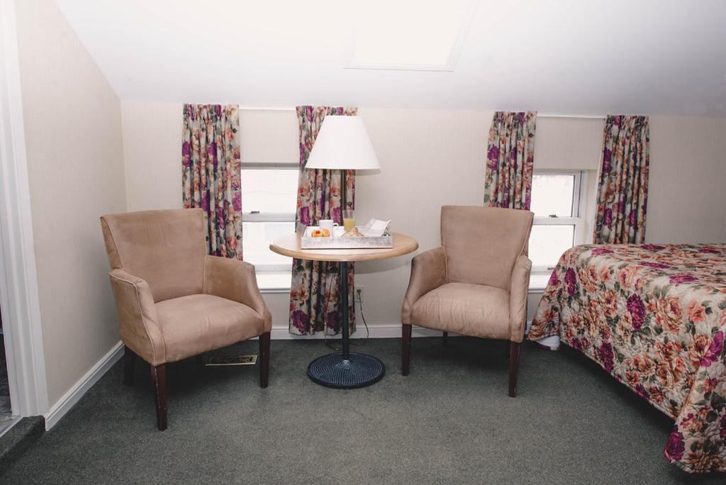 The Queen'S Inn Kingston Ngoại thất bức ảnh
