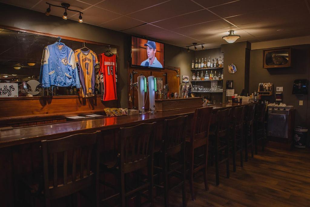 The Queen'S Inn Kingston Ngoại thất bức ảnh