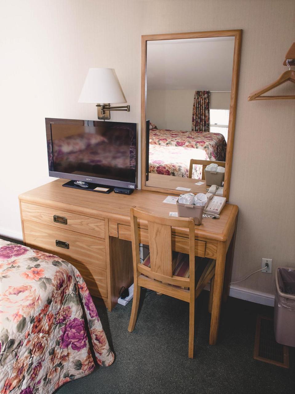 The Queen'S Inn Kingston Ngoại thất bức ảnh