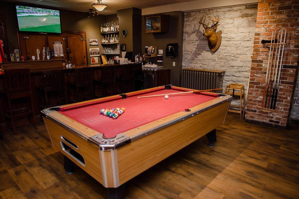 The Queen'S Inn Kingston Ngoại thất bức ảnh